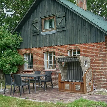 Klein Anno 1768 Nyaraló *